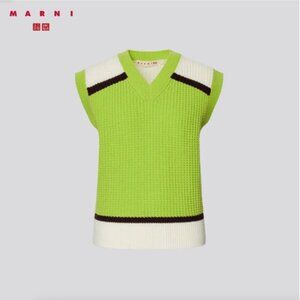 Uniqlo and Marni collab green and white popcorn touch of wool V-neck vest NWT